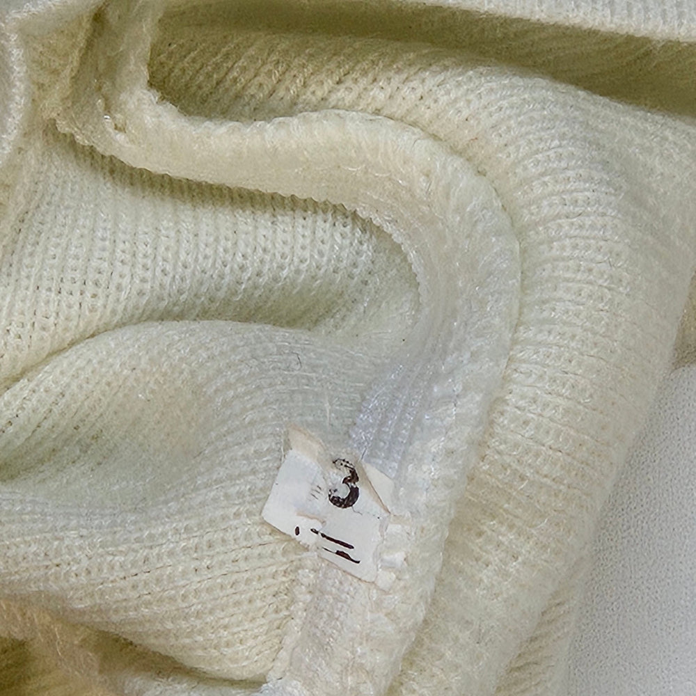 Charmig Vintage Barntröja med Randiga Detaljer - Homy Secondhand Online