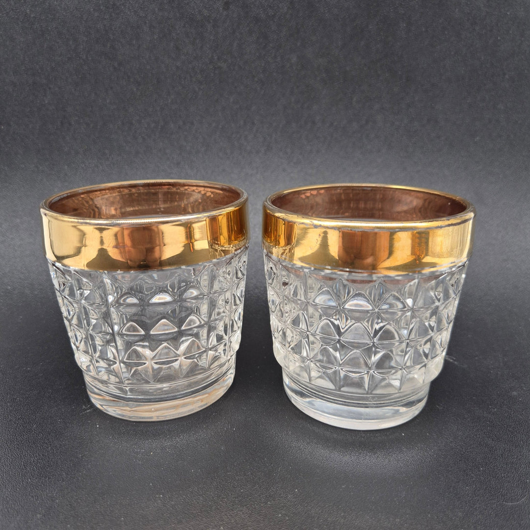 Elegant Glasstomtar med Guld Kant - Homy Secondhand Online