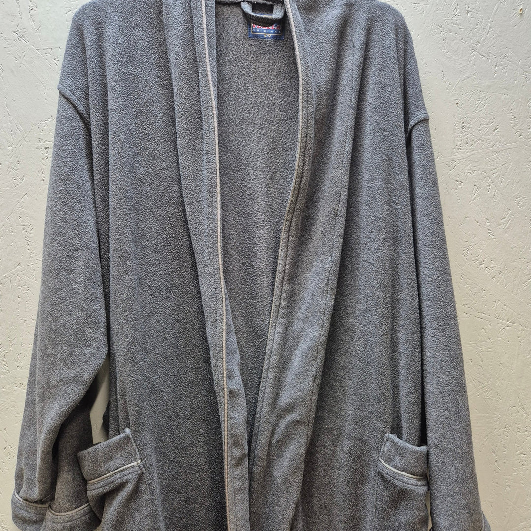 Grå fleece morgonrock för herr – VEZZLA Original (S/M) - Homy Secondhand Online