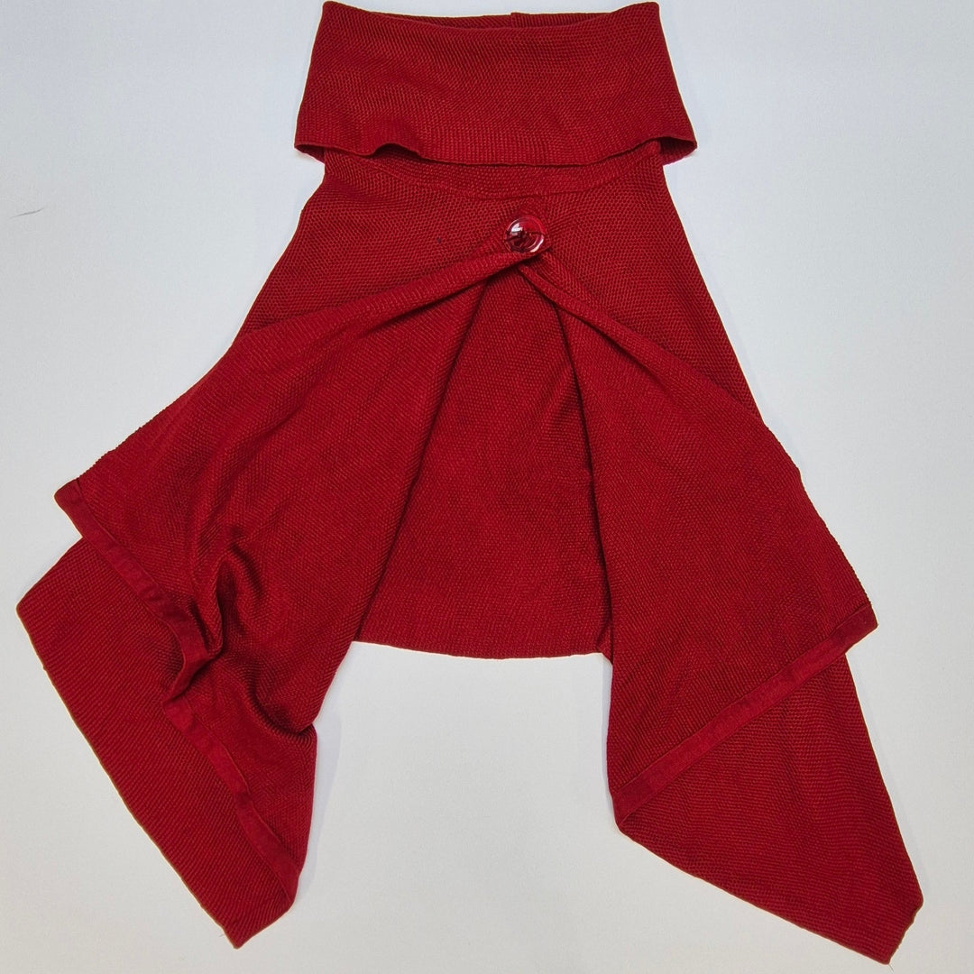 Asymmetrisk röd stickad poncho med knapp – Basic Gear - Homy Secondhand Online