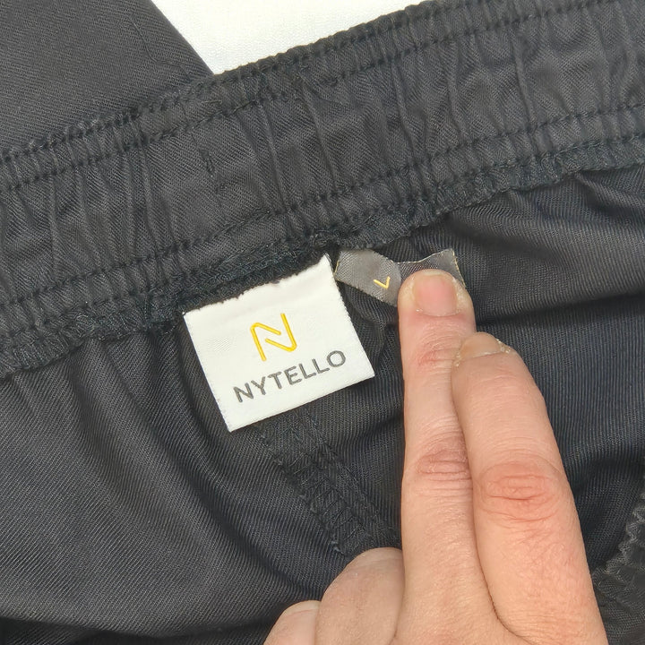 Svarta herrbyxor med fickor i bomull - Homy Secondhand Online