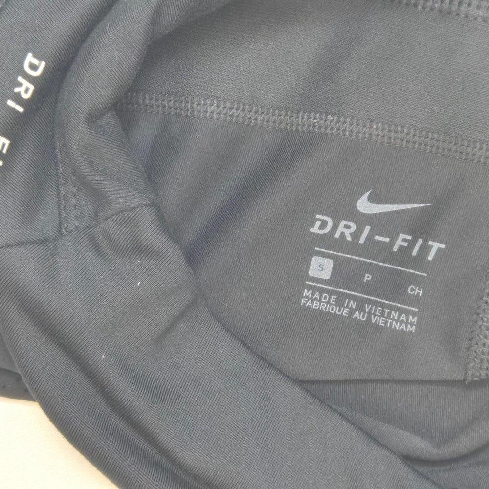Nike löparshorts för damer svart små mönster - Homy Secondhand Online