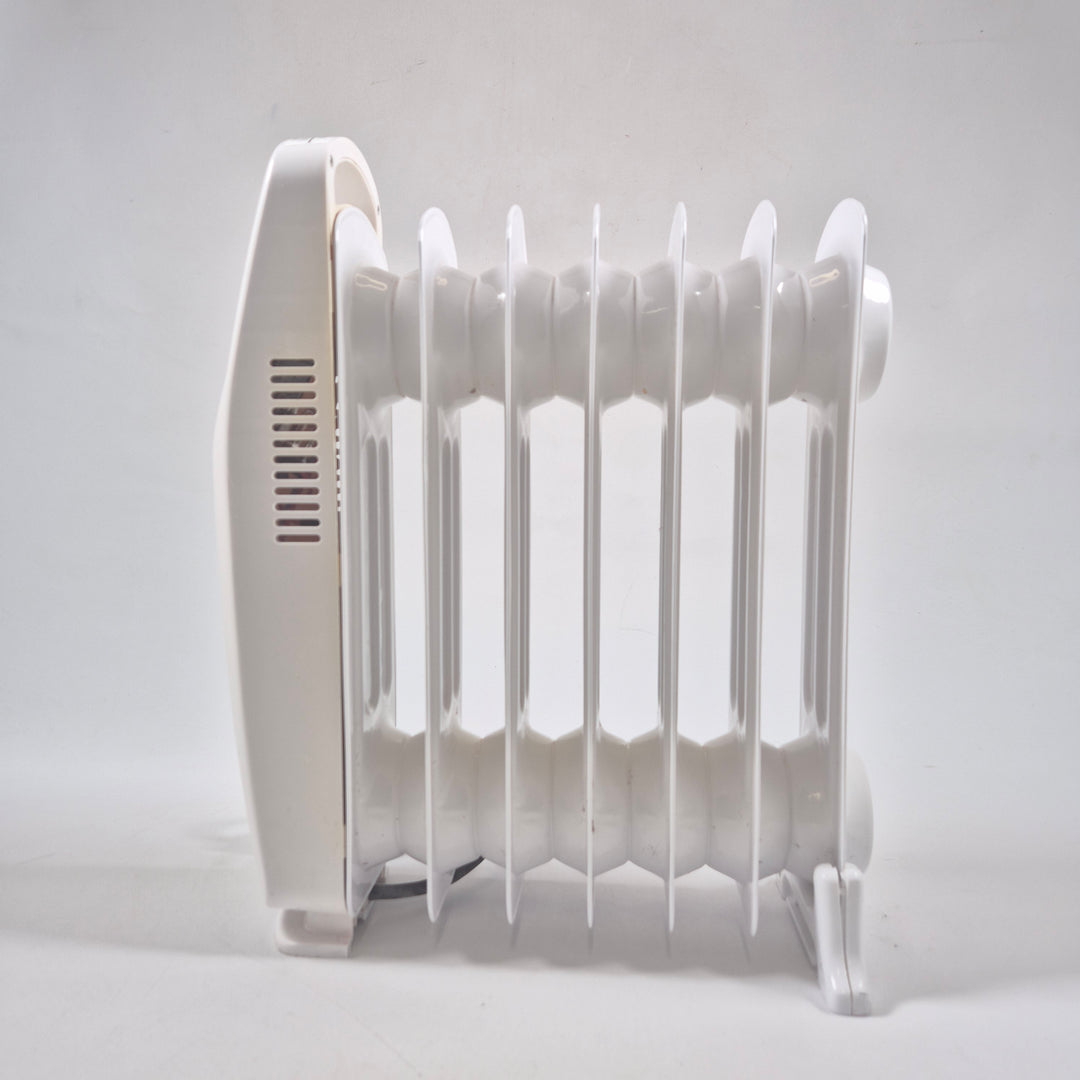 Elegant oljefylld Biltema-radiator i metall