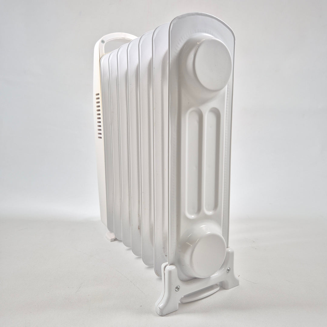 Elegant oljefylld Biltema-radiator i metall