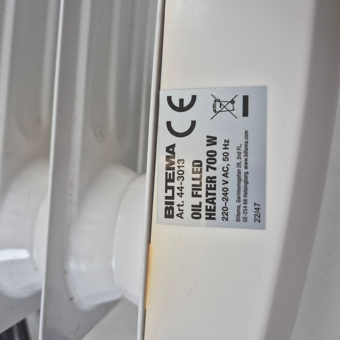 Elegant oljefylld Biltema-radiator i metall