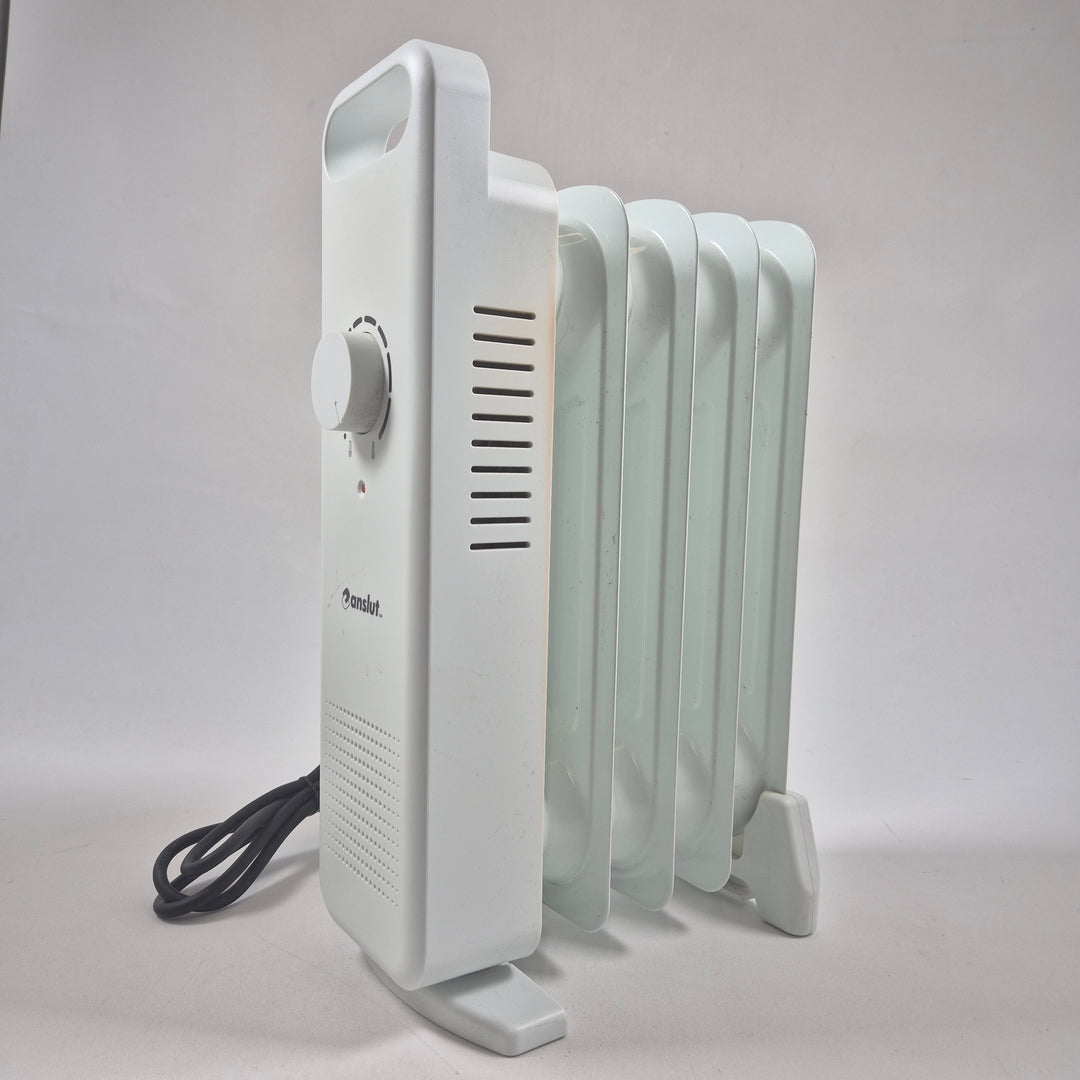 Ansut oljefylld radiator modern och effektiv