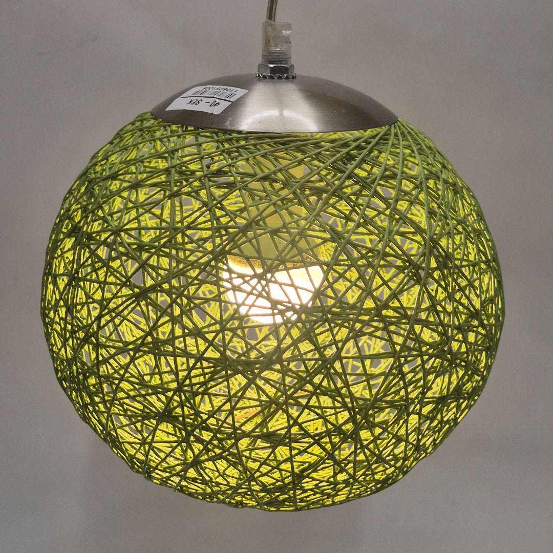 Grön unik taklampa i metalltråd