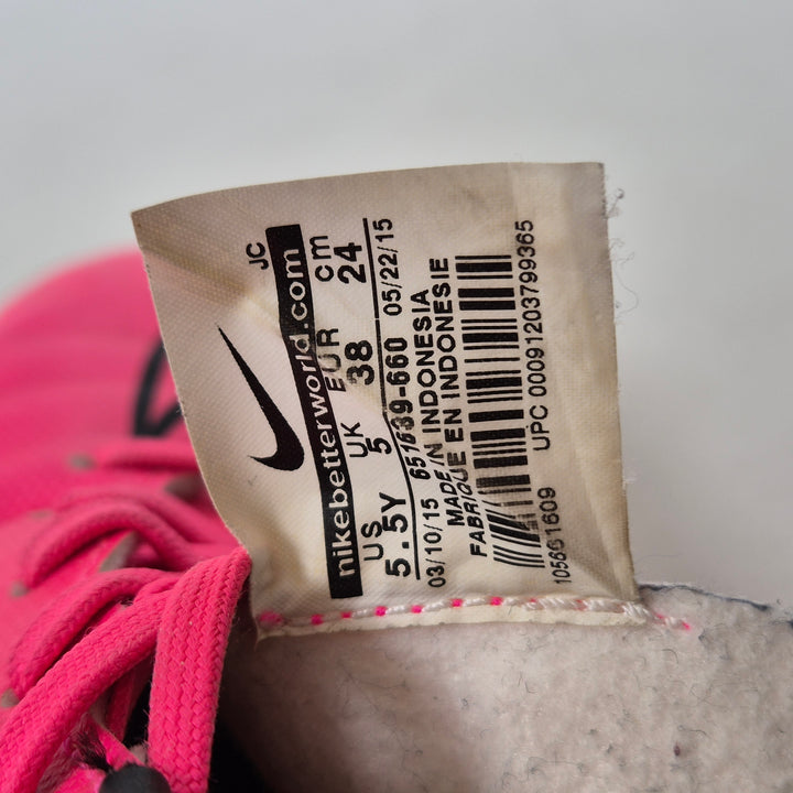 Rosa Fotbollsskor Nike Begagnade Storlek 38