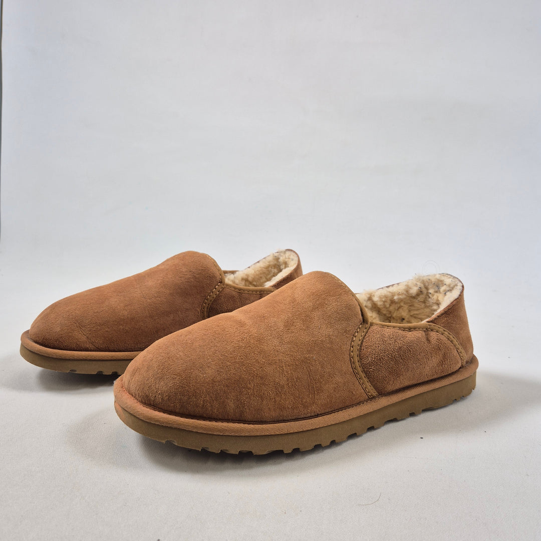 Retro tofflor mocka fårull UGG EU 43