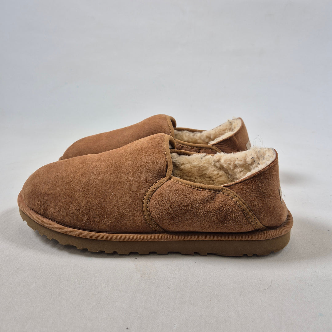 Retro tofflor mocka fårull UGG EU 43
