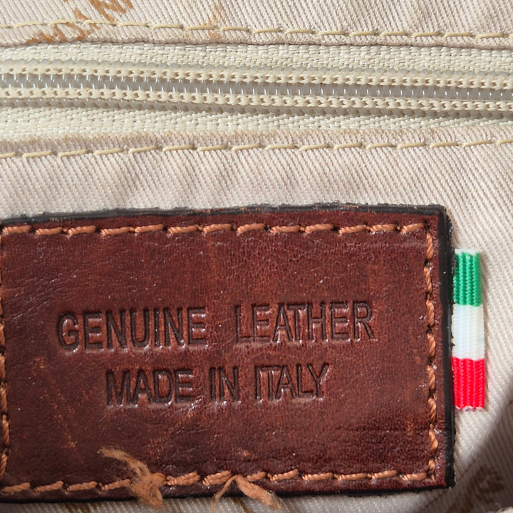 Elegant mellanstor italiensk läderhandväska mörkbrun