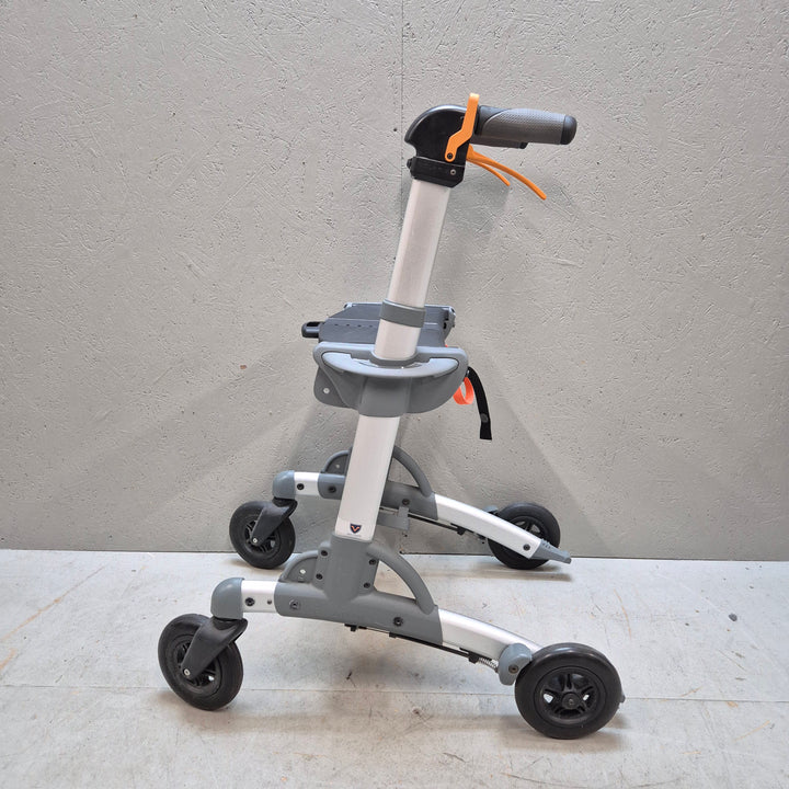 Modern och stilren gångstol för ökad mobilitet