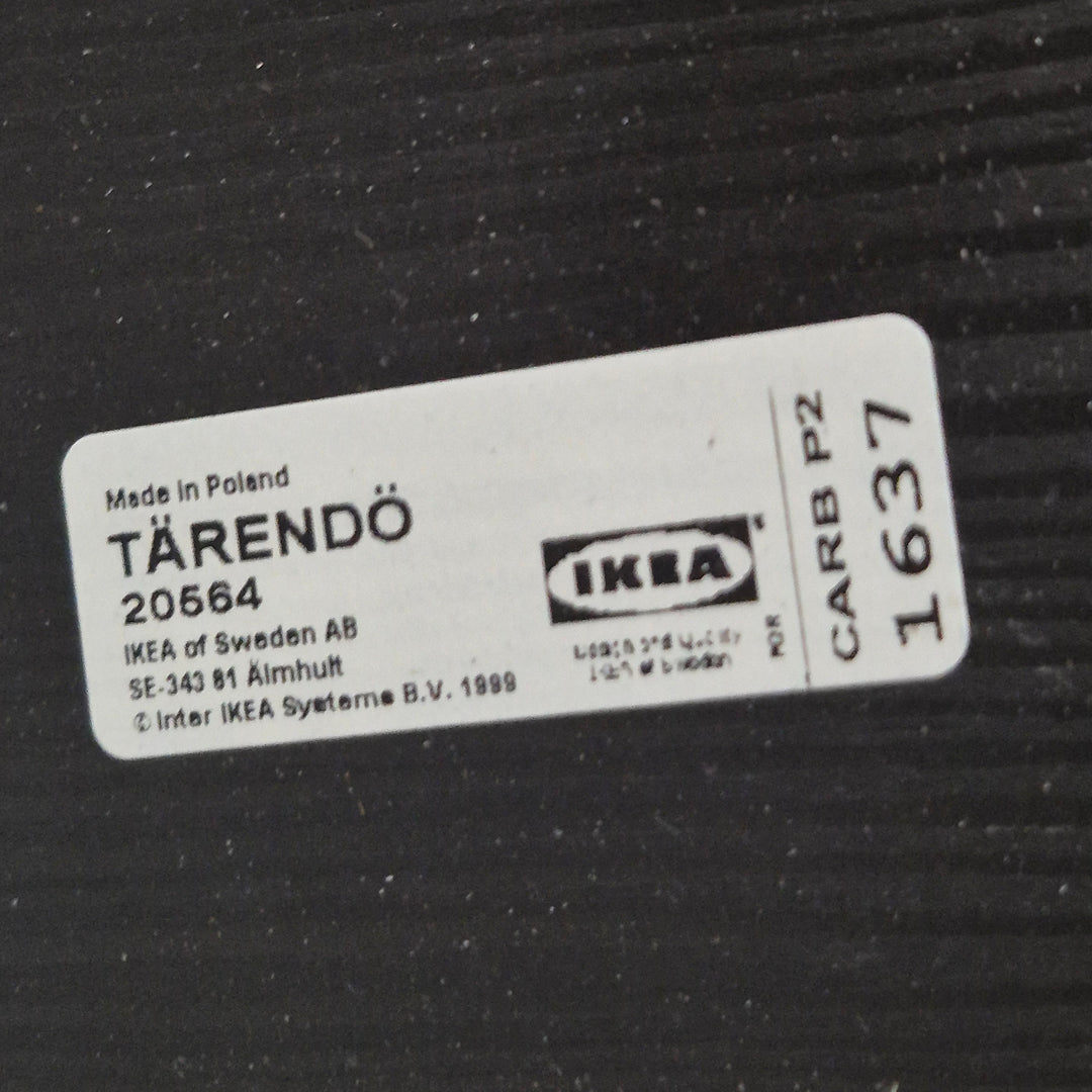 Elegant svart TÄRENDÖ bord från IKEA
