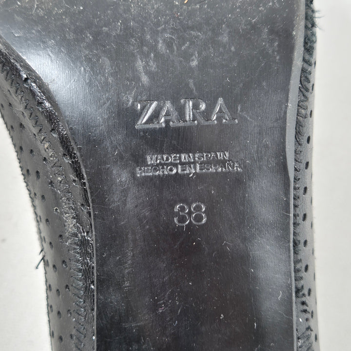Zara Perforerade Pumps i Läder Storlek 38