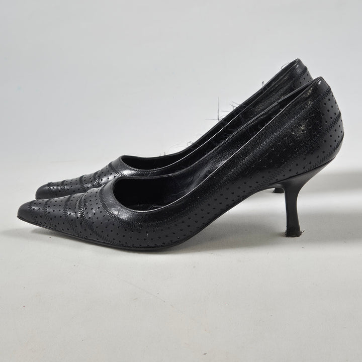 Zara Perforerade Pumps i Läder Storlek 38