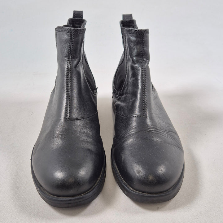 Eleganta svarta läderboots från Vagabond