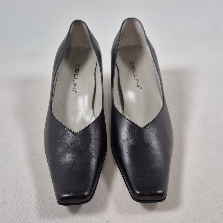Eleganta svarta läderpumps Nina Armando