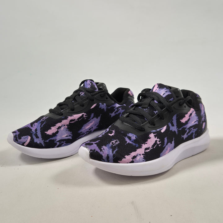 Trendiga Stadium-sneakers i kamouflagemönster