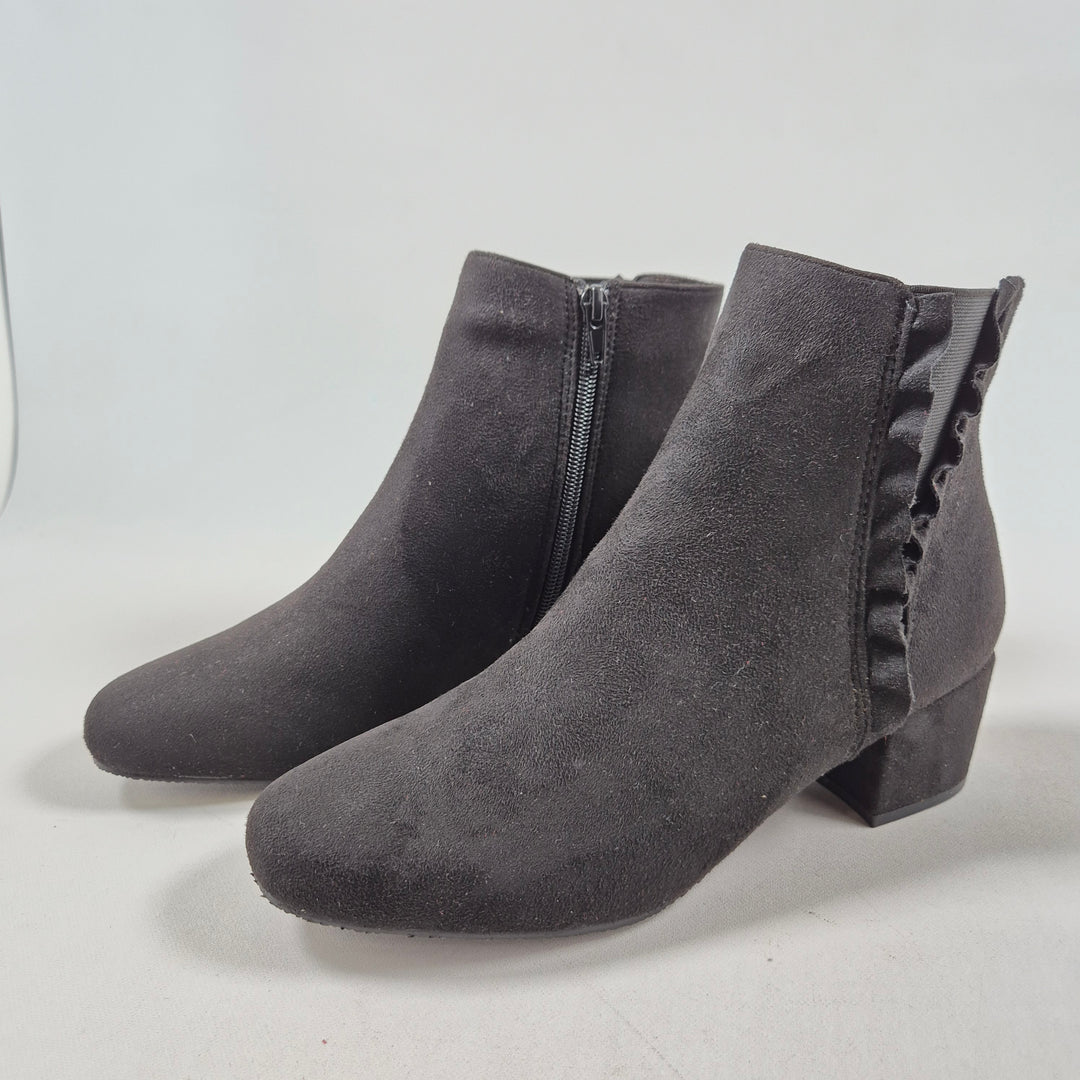 Duffy Svarta Ankelboots med Rysch – Strl 39