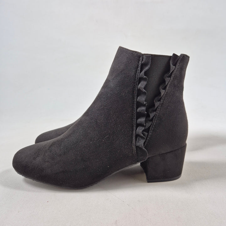 Duffy Svarta Ankelboots med Rysch – Strl 39