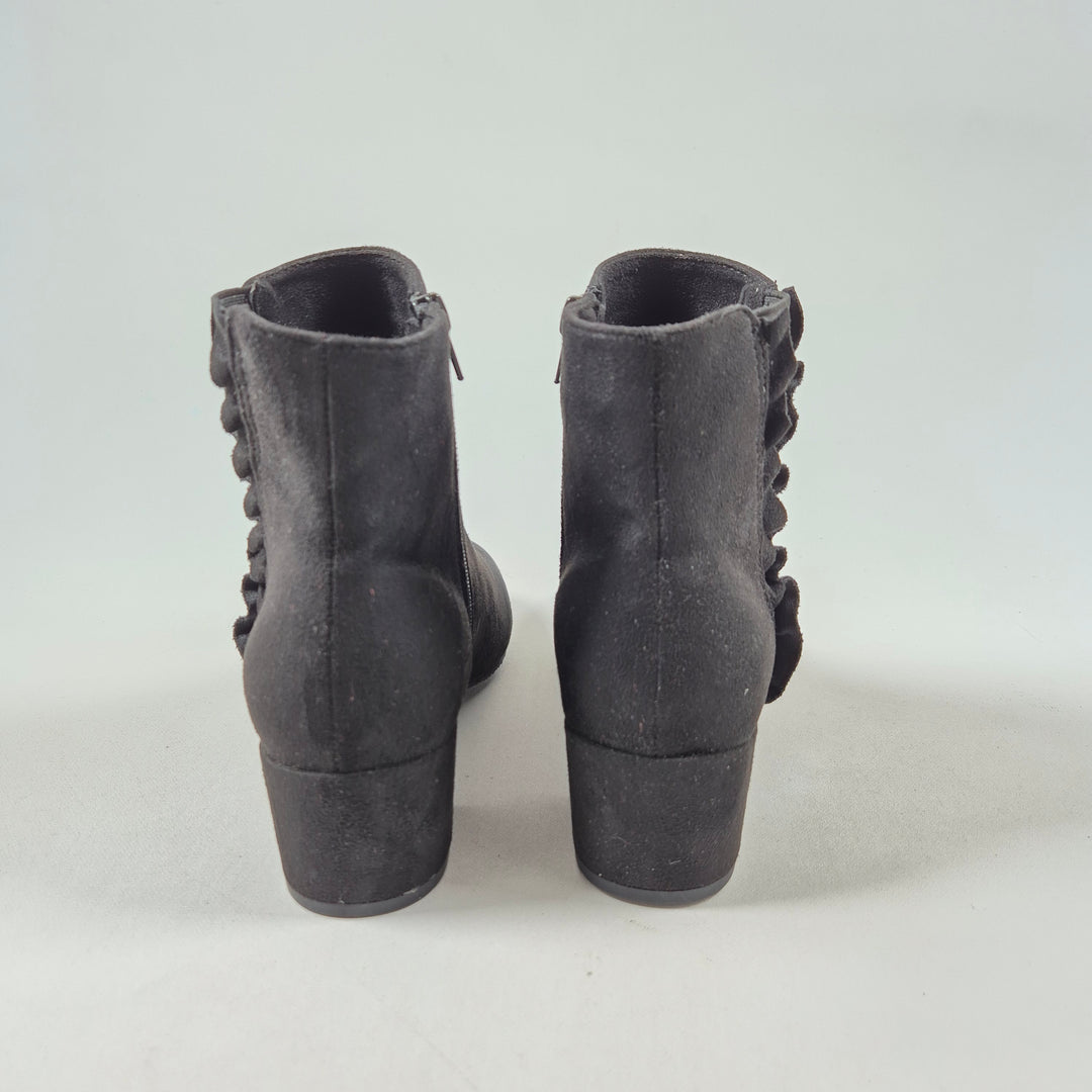 Duffy Svarta Ankelboots med Rysch – Strl 39