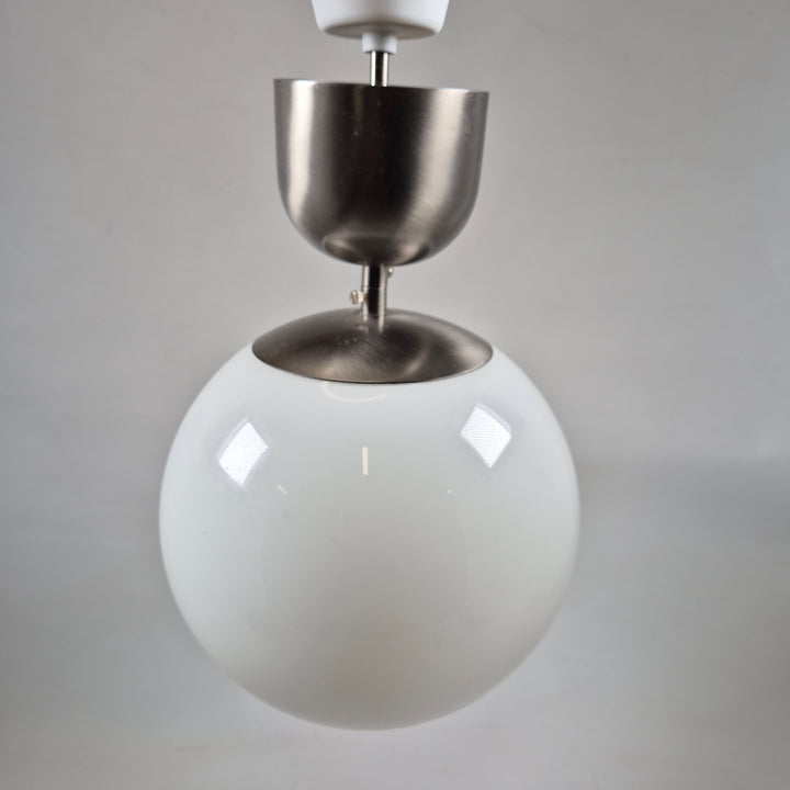 Handgjord elegant pendellampa i glas och metall