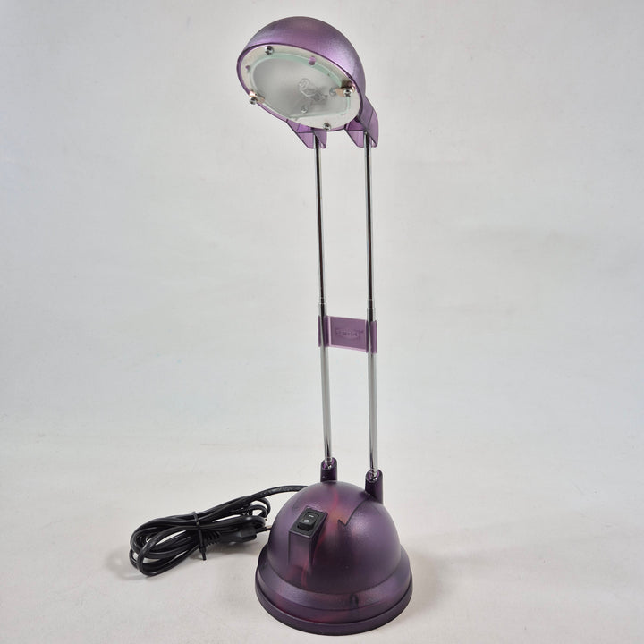 Retro lila skrivbordslampa från IKEA
