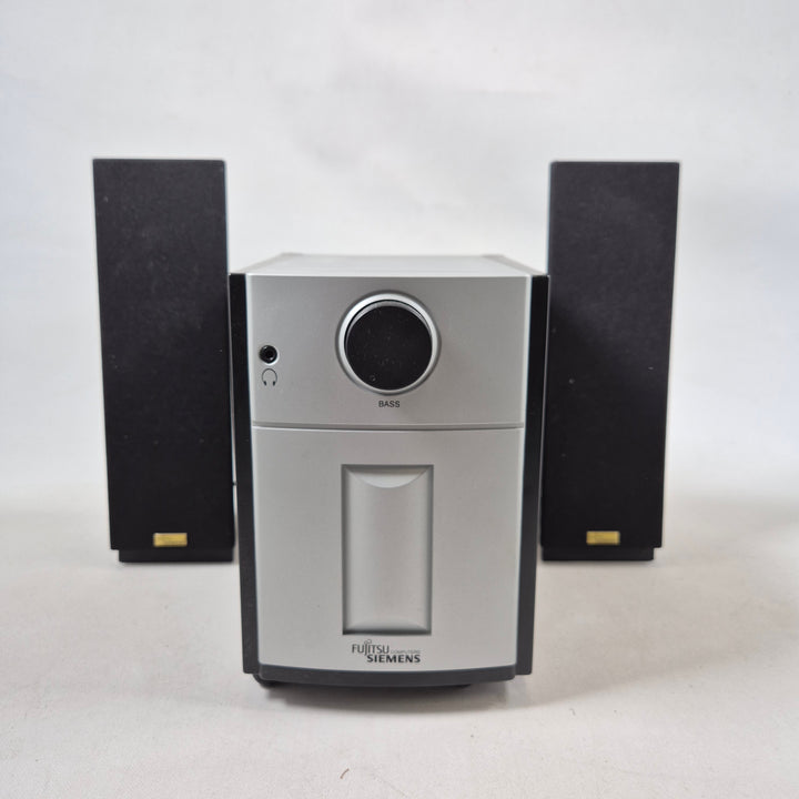 Fujitsu Siemens elegant högtalarsystem i gott skick