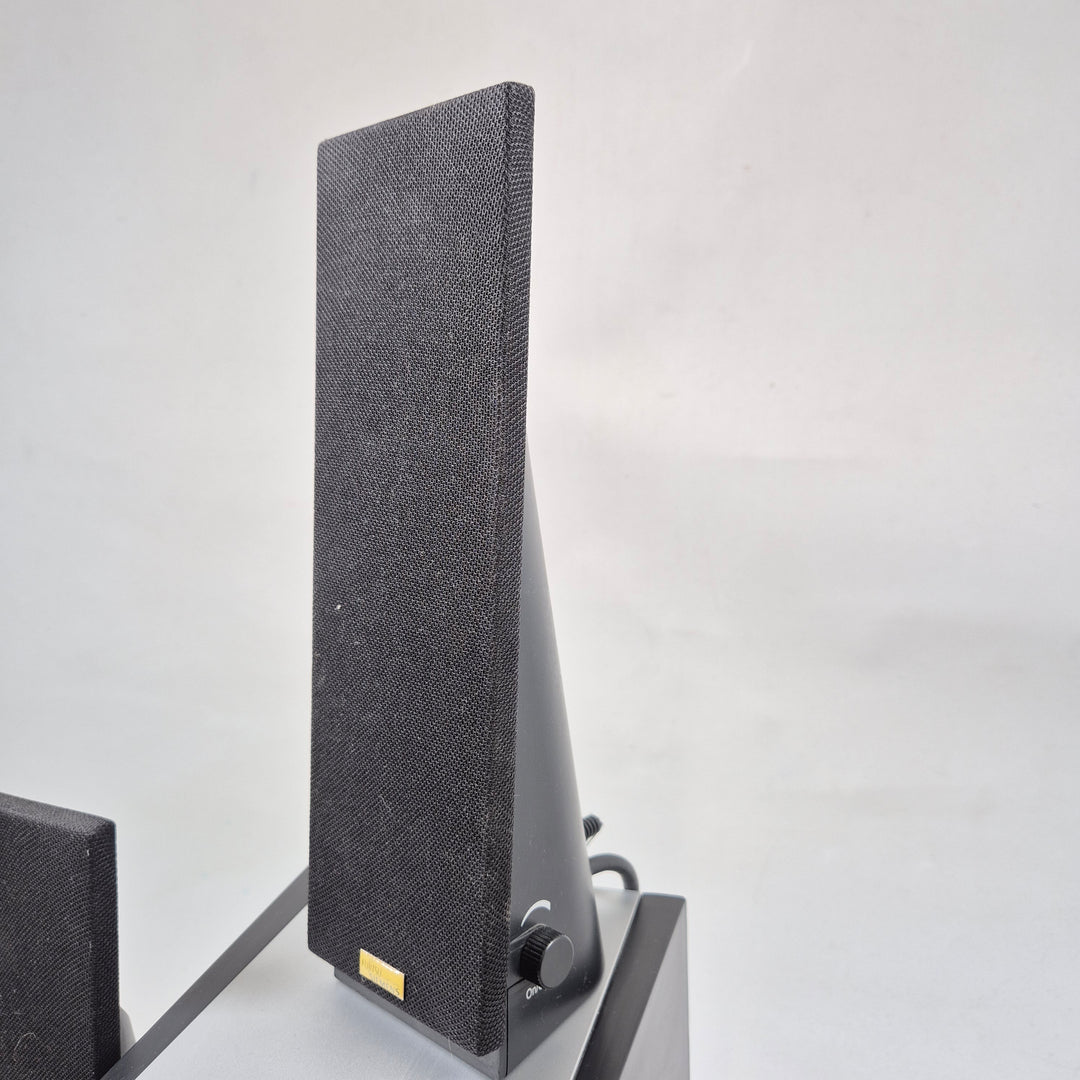 Fujitsu Siemens elegant högtalarsystem i gott skick