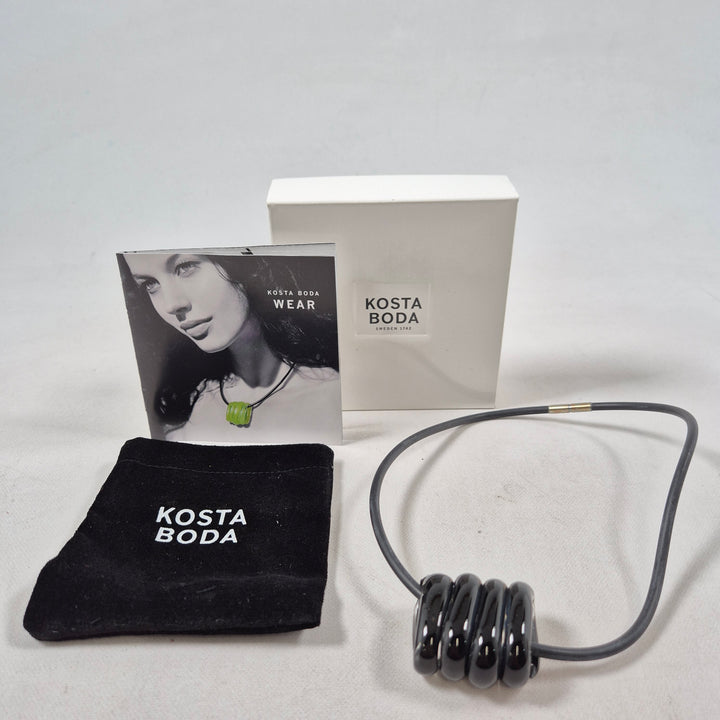 Kosta Boda Halsband med Spiralformad Glaspärla
