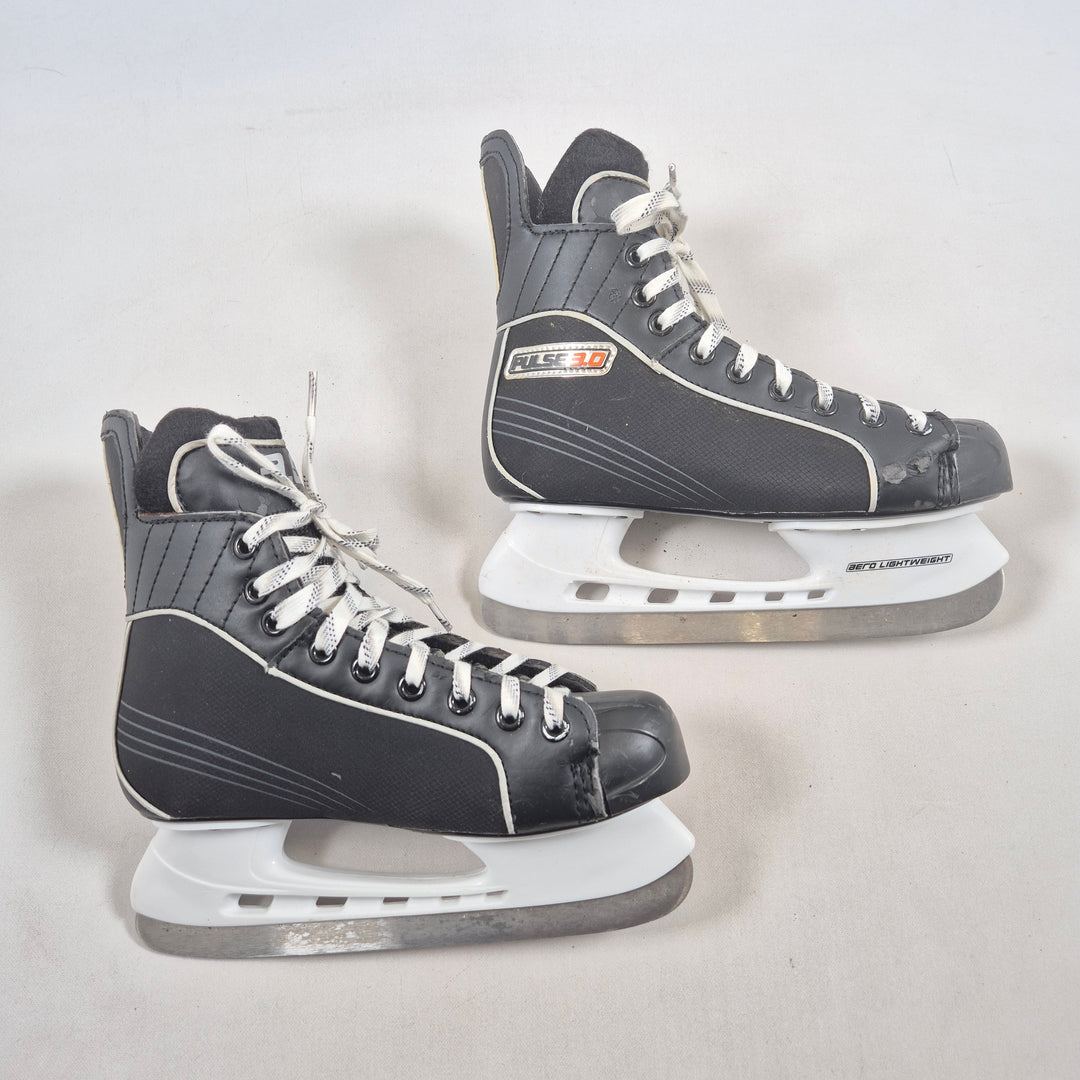 Klassiska svarta konståkningsskridskor Stadium Mega 3.0
