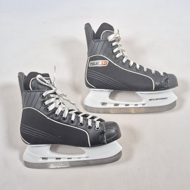 Klassiska svarta konståkningsskridskor Stadium Mega 3.0