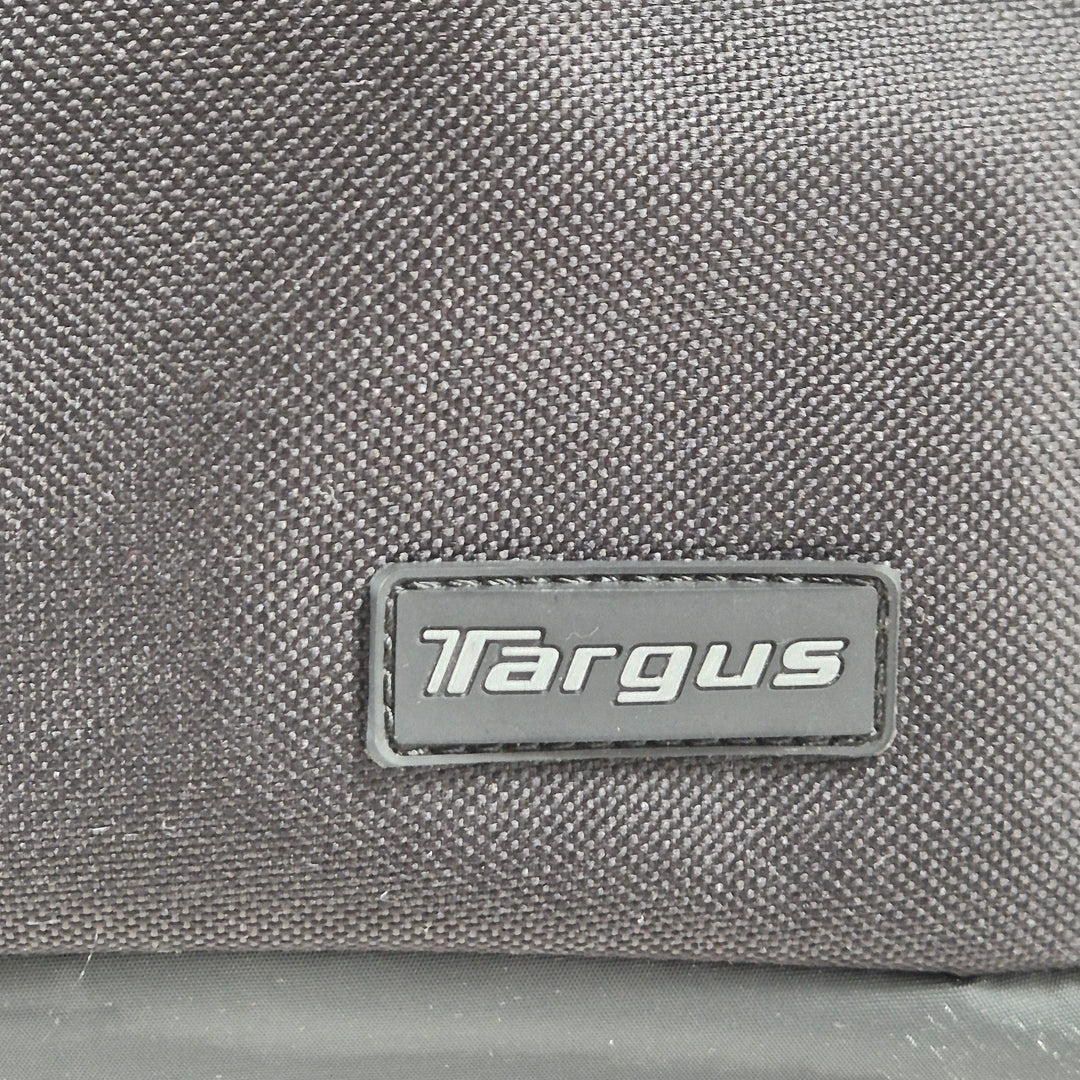 Elegant svart Targus axelväska i textil