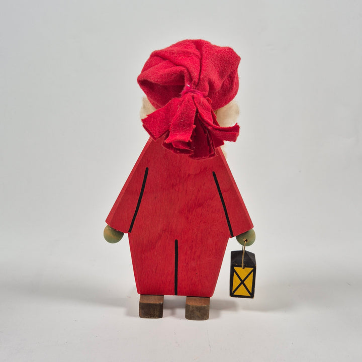 Retro träfigur vinterklädd med lykta 20 cm