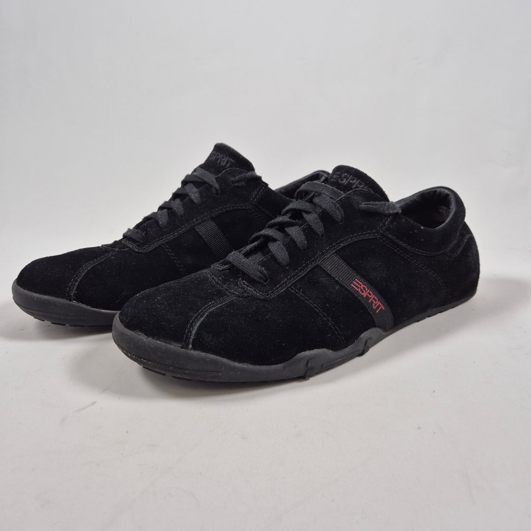 Svarta eleganta sneakers Esprit mocka EU 44