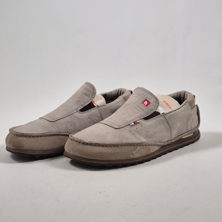 Stilrena grå herrskor från Cree, textil