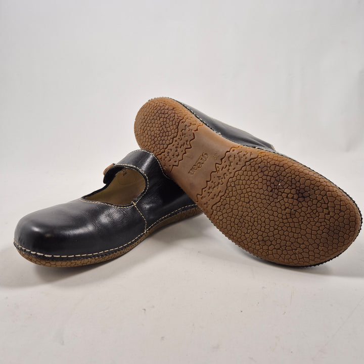 Eleganta svarta läderskor från Green Comfort