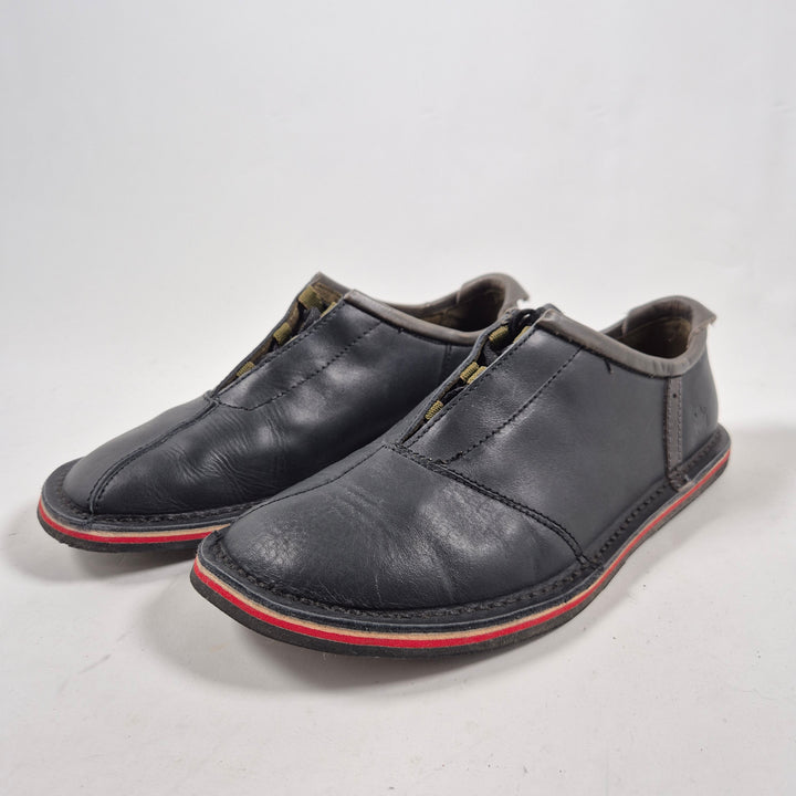 MRAK eleganta herrskor i svart läder storlek 43