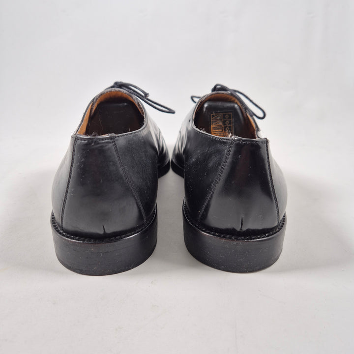 Eleganta svarta läderskor från Vero Cuoio