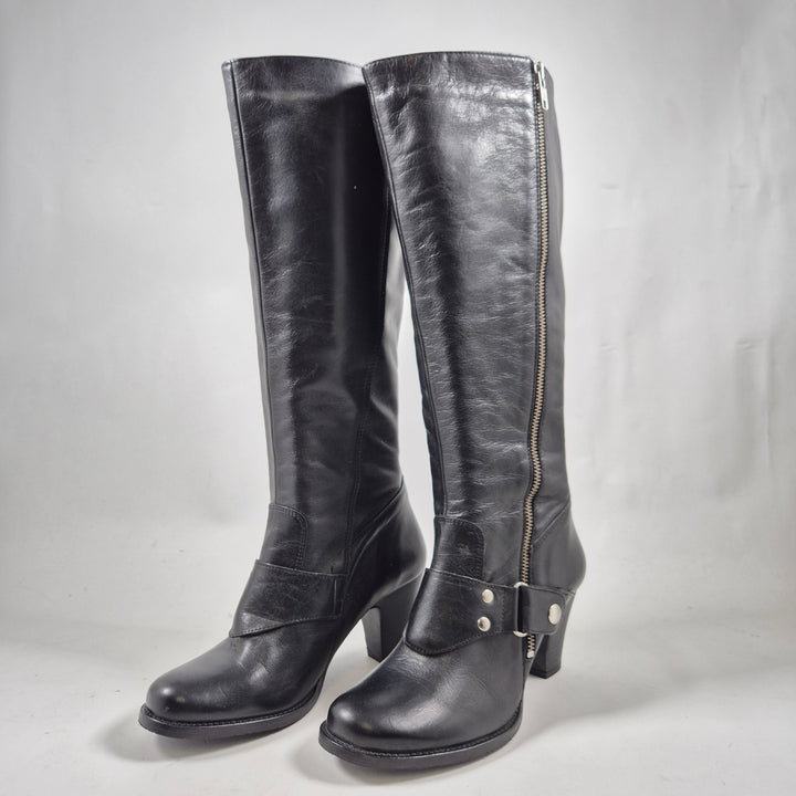 Svarta eleganta läderstövlar dam storlek 38