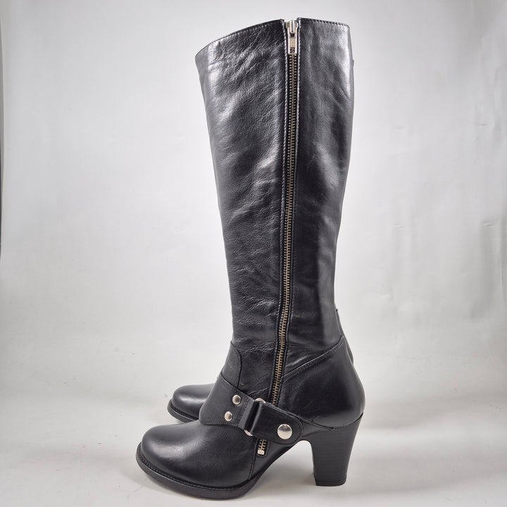 Svarta eleganta läderstövlar dam storlek 38