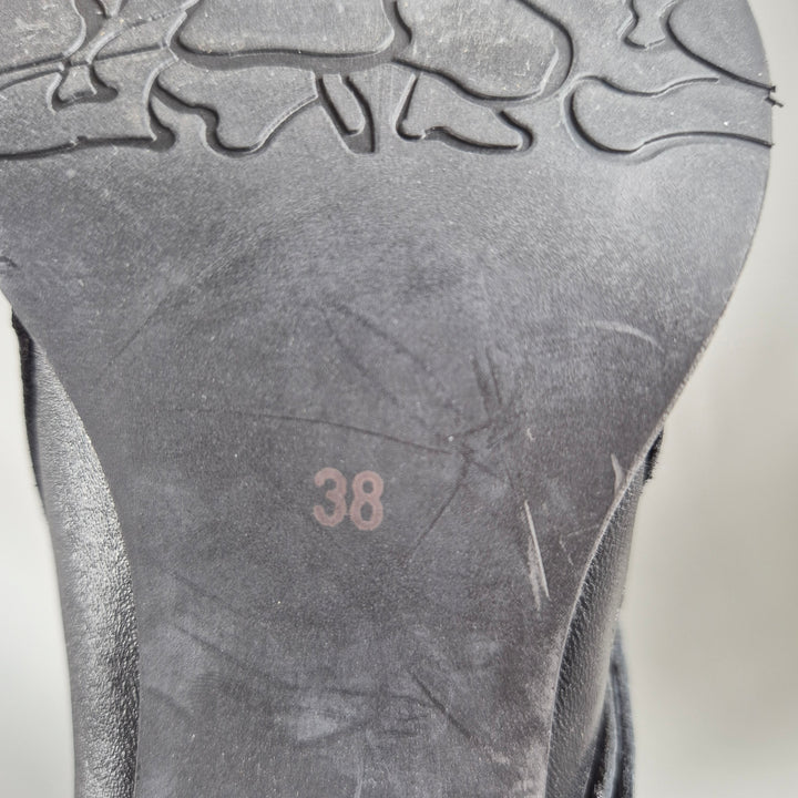 Svarta eleganta läderstövlar dam storlek 38