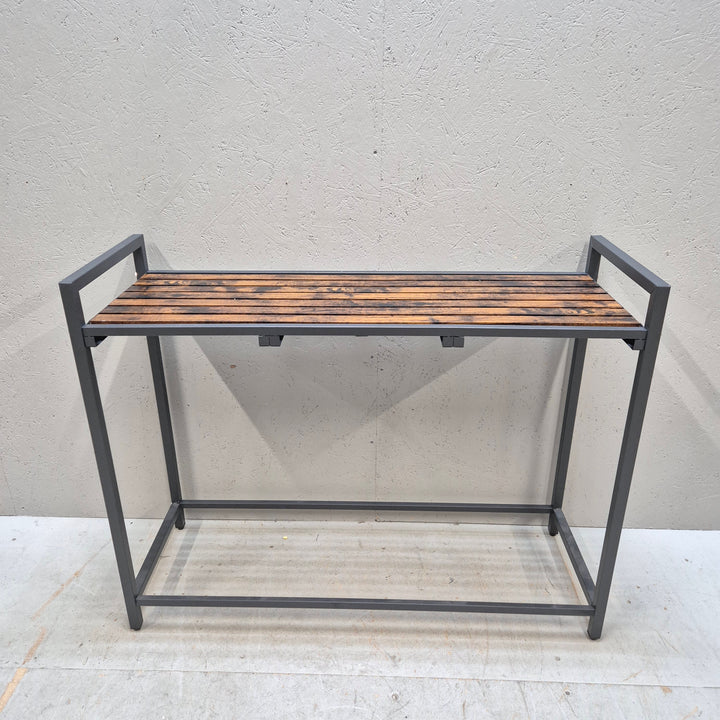 Industriellt sidobord i metall och trä
