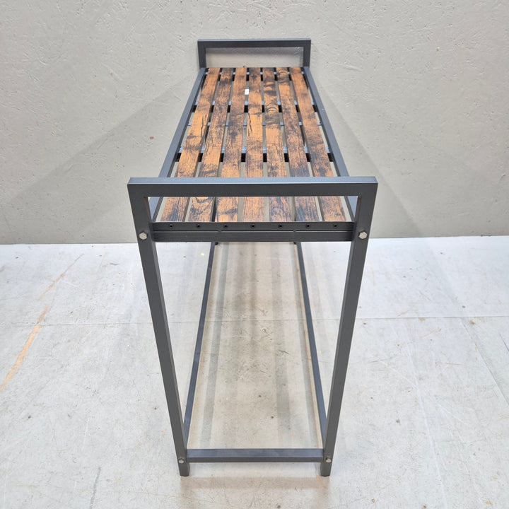 Industriellt sidobord i metall och trä