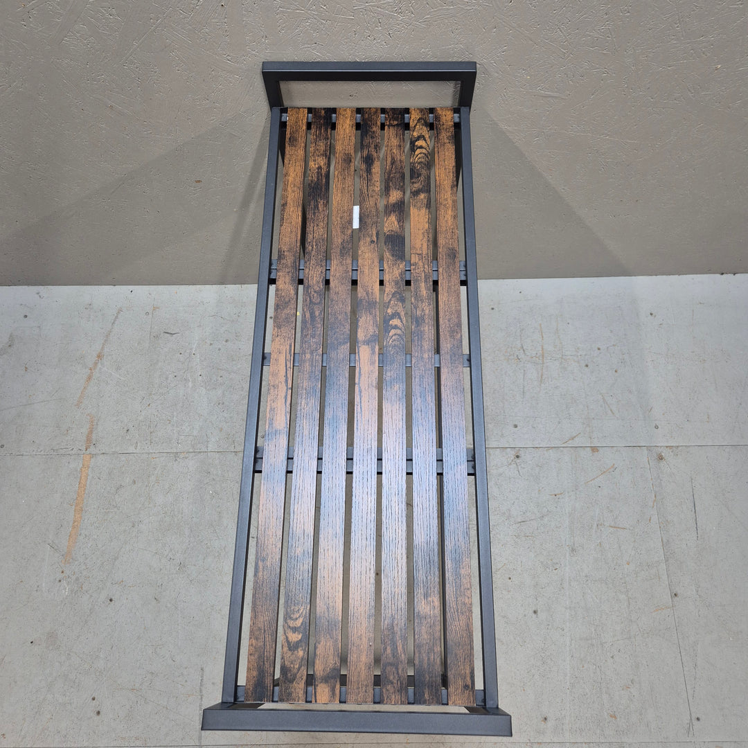 Industriellt sidobord i metall och trä