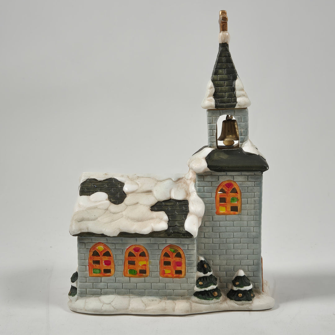 Retro keramikkyrka för juldekorationer