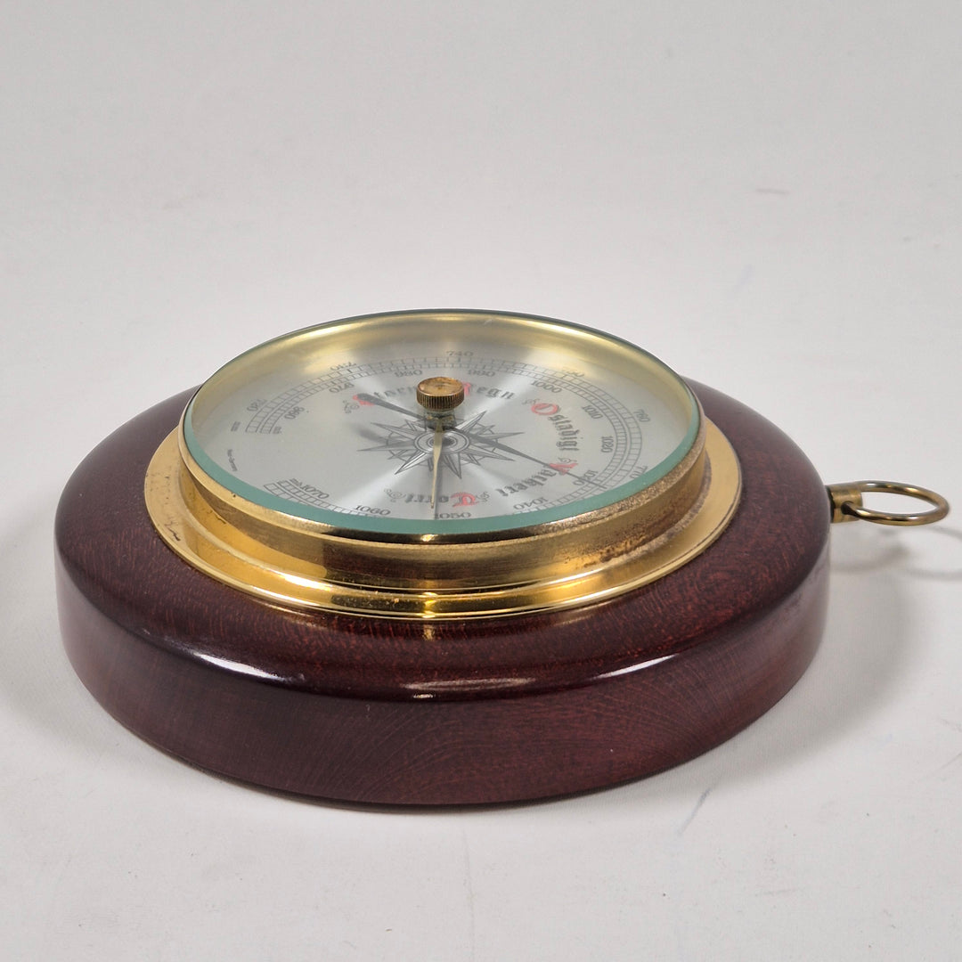 Retro barometer i trä och metall
