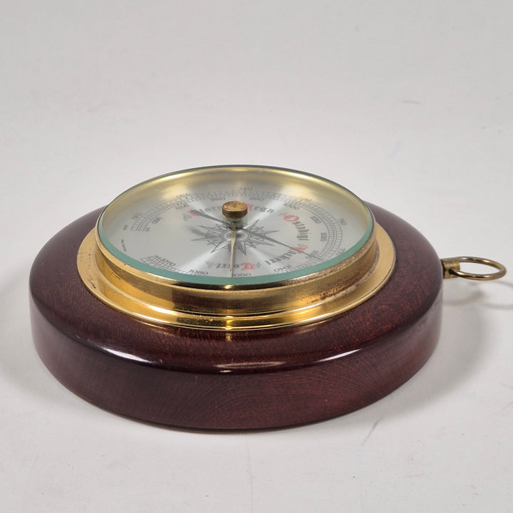 Retro barometer i trä och metall