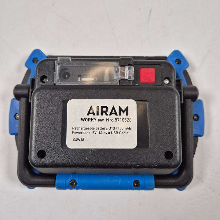 Airam LED-arbetslampa med powerbank-funktion