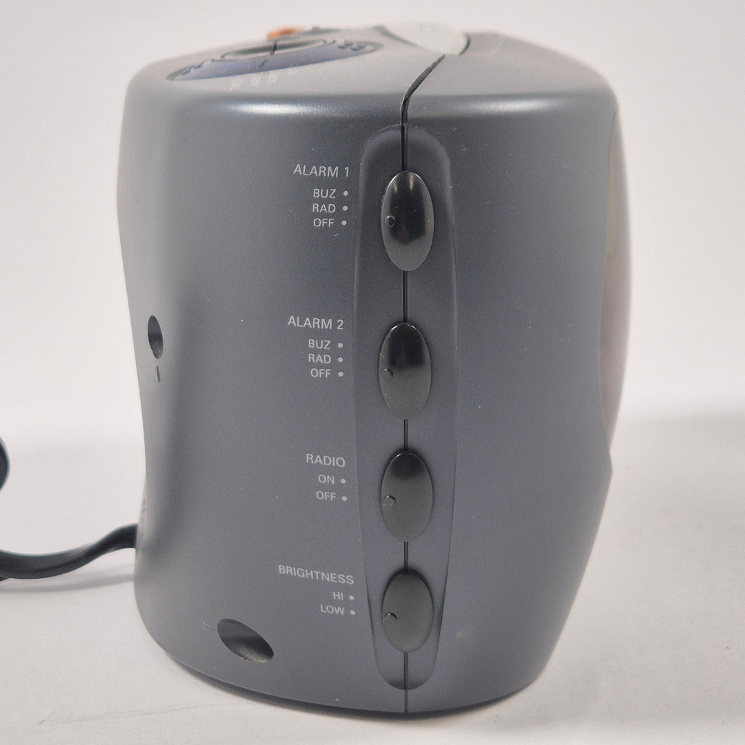 Philips väckarklocka med FM-radio begagnad